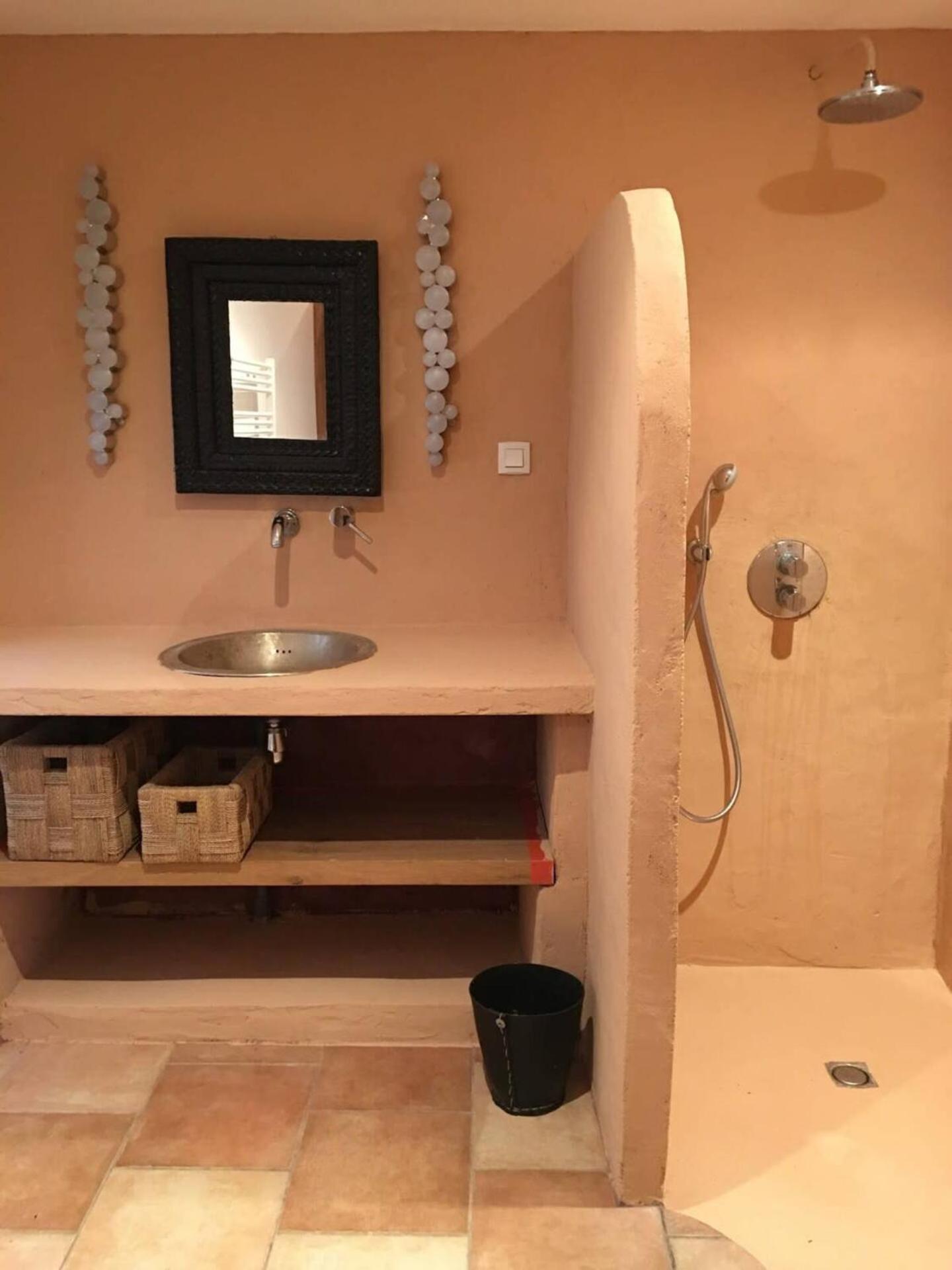 Lumineuse Et Spacieuse Maison Style Loft Saint-Amour-Bellevue Екстериор снимка
