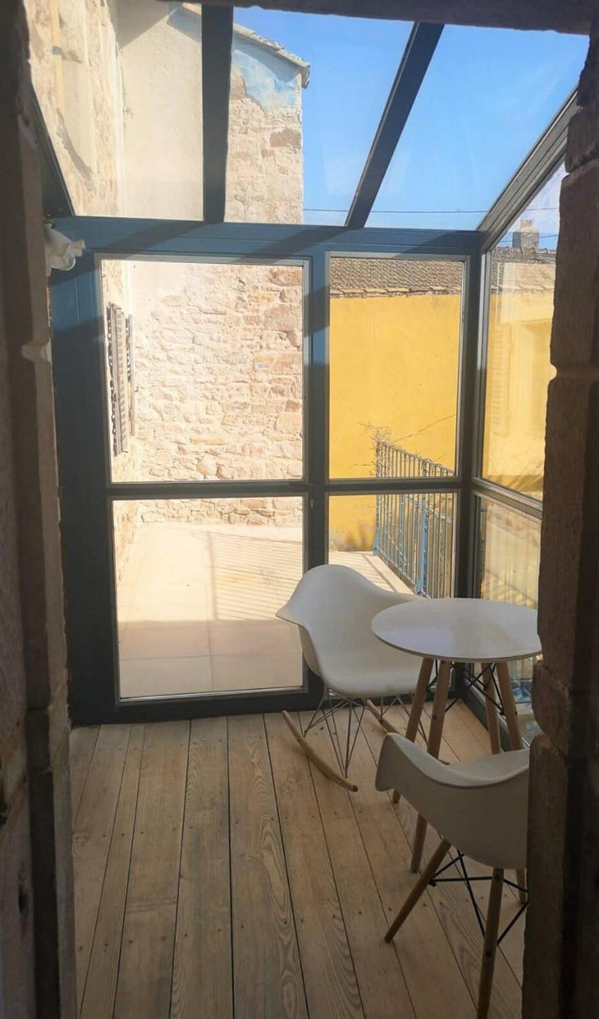 Lumineuse Et Spacieuse Maison Style Loft Saint-Amour-Bellevue Екстериор снимка